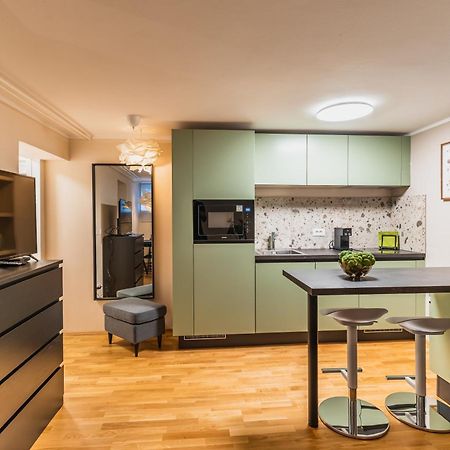 Vila Valentina Ljubljana Bilik gambar