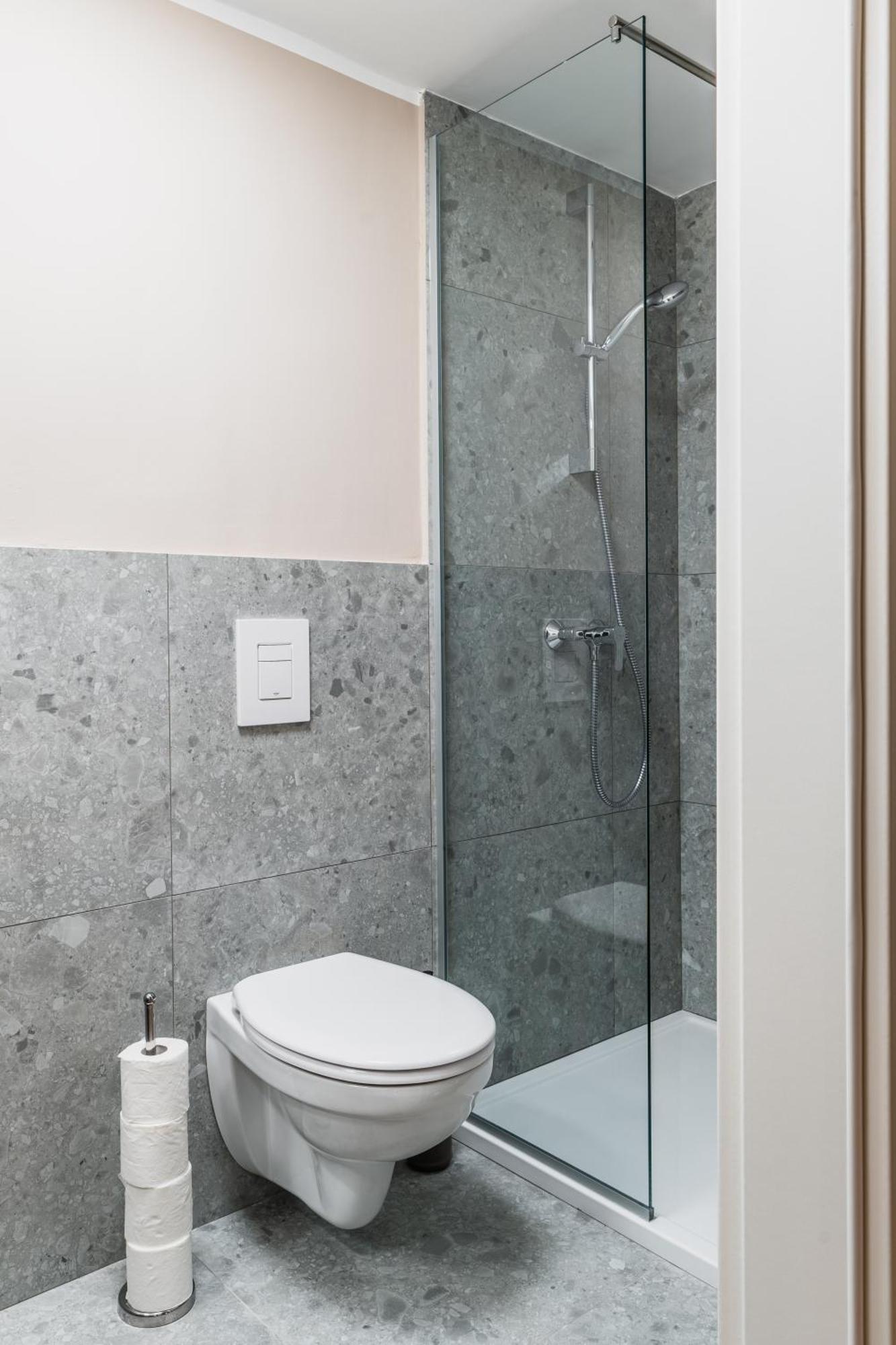 Vila Valentina Ljubljana Bilik gambar