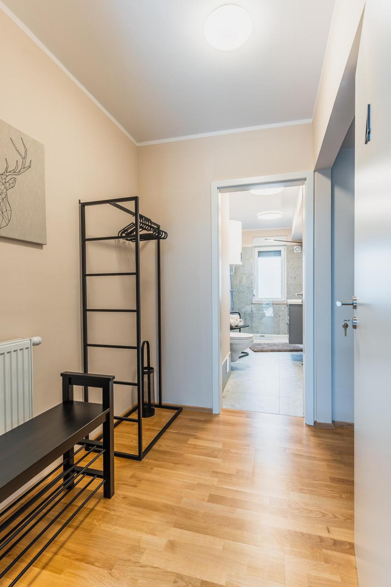 Vila Valentina Ljubljana Bilik gambar
