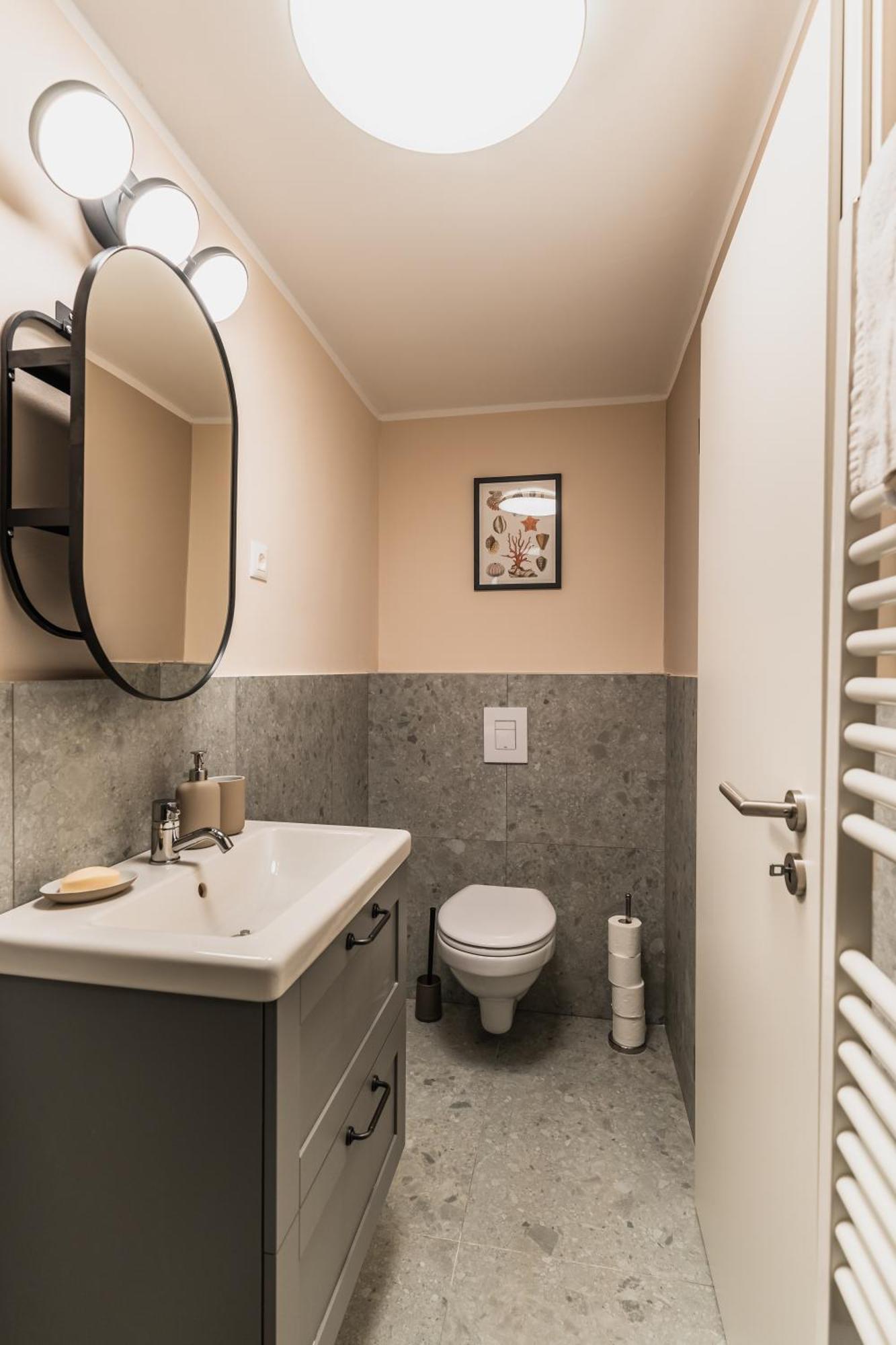 Vila Valentina Ljubljana Bilik gambar